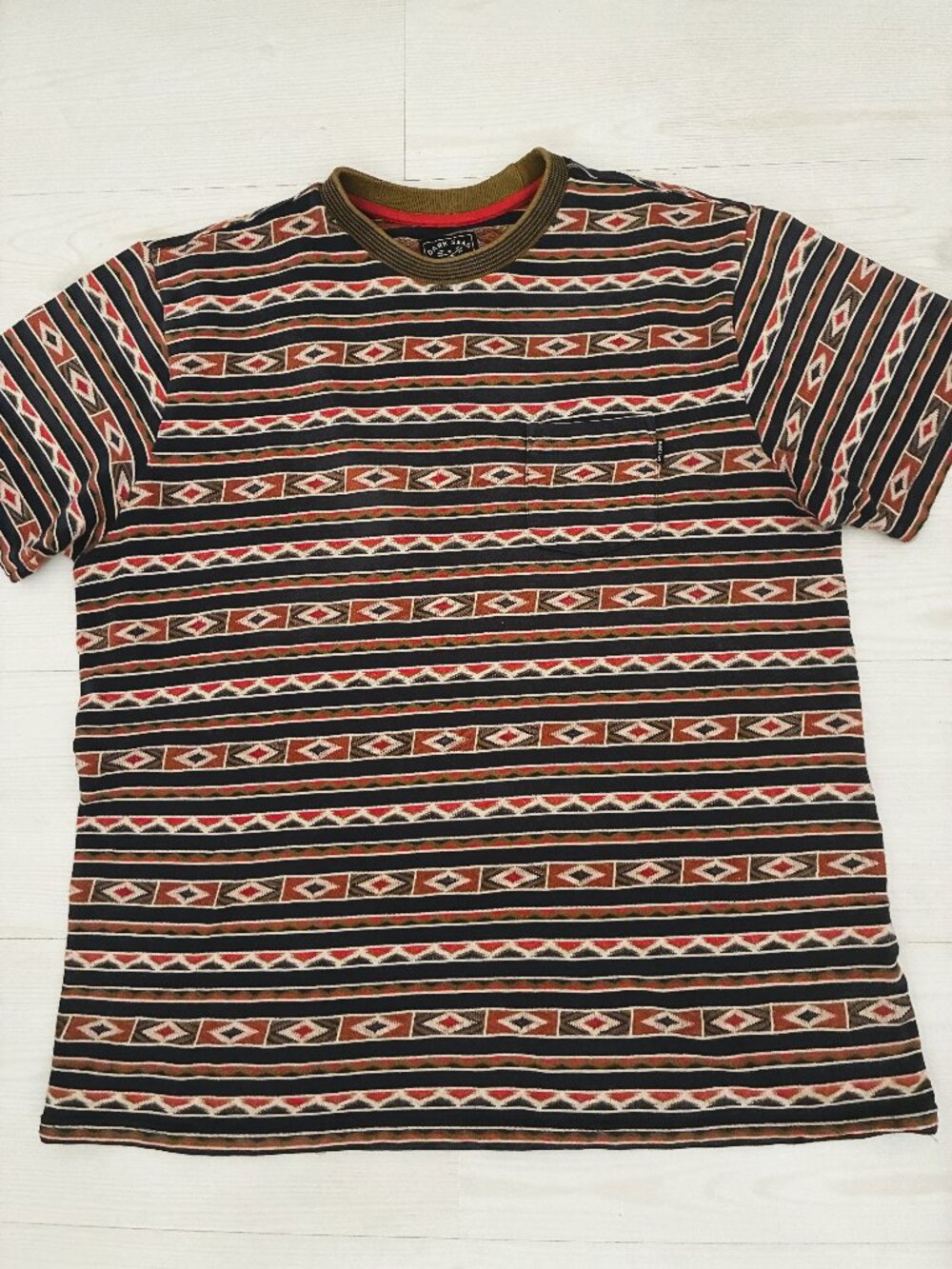 Dark Seas Division Men's Size Large Aztec Tribal Stripe Knit Pocket T-Shirt